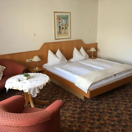 Hubertus Rhein Hotel 3*