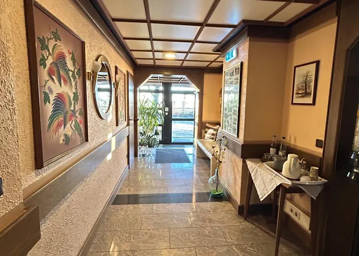 Hubertus Rhein Отель Гернсхайм