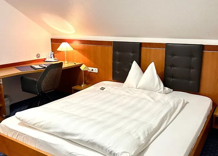 Hubertus Rhein Отель 3*