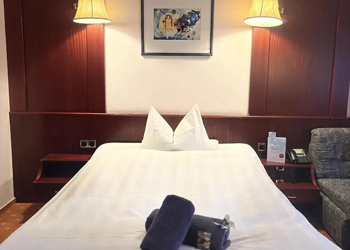 Hubertus Rhein Отель 3*